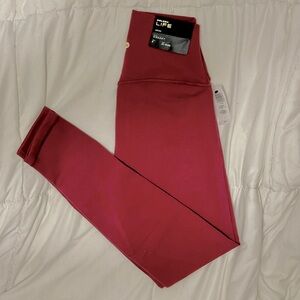 High-Rise Cheeky Leggings: Golden Life TNA ARITZIA